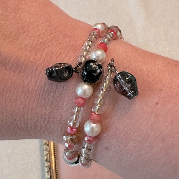 Handmade Skull & Roses Whimsical Necklace, Bracelet & Earrings Set Coral Peach - Picture 7 of 17